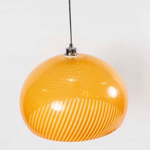 Lámpara de Pie Cromada con Base de Mármol y Pantalla Acrílica Naranja - imagen 2
