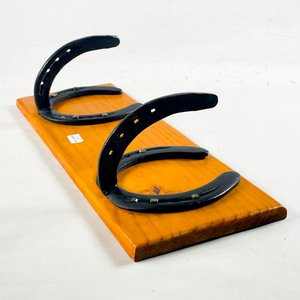 Perchero Rústico de Madera y Herradura - imagen 3