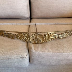 Soporte Decorativo en Bronce con Estructura Metálica - imagen 2