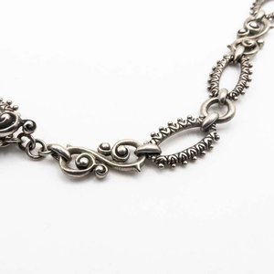 Gargantilla Art Nouveau de Plata con Detalle Dorado - imagen 2