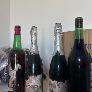 Lote anterior: Lote de 4 Botellas de Vino y Bebidas