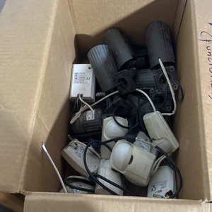 Lote anterior: Lote de 8 Cámaras y 9 Sensores de Seguridad