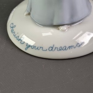 Figura de Porcelana "Soft Touch" Mujer Embarazada "Cherish Your Dreams" - imagen 7