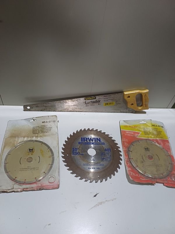 Serrucho Stanley y Discos Diamantados Irwin y Makita