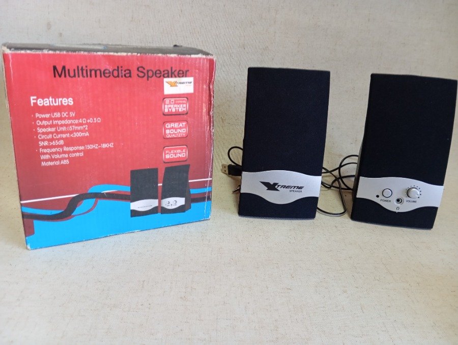 Lote siguiente: Parlantes para computadora - Pares de altavoces nuevos