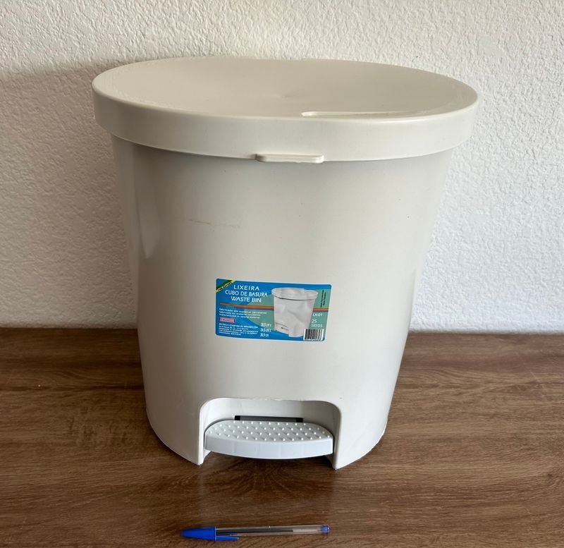 Papelera de 25L, nueva y de alta calidad - imagen 2