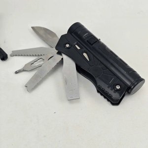 Herramienta Multifunción Portátil con Linterna y Carga USB - imagen 1