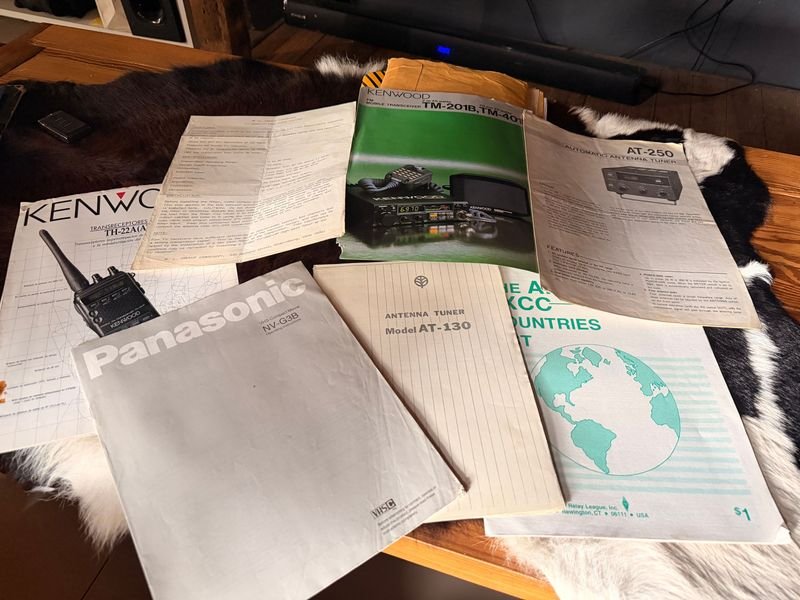 Manuales de Aparatos de Radio Aficionados - imagen 4