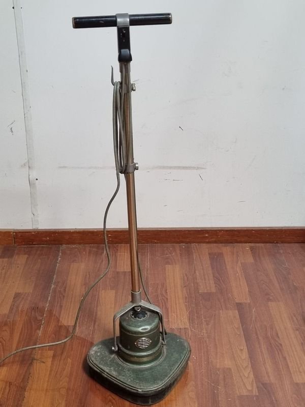 Pulidora De Piso Funcionando - Limpadora de suelo en buen estado - imagen 2