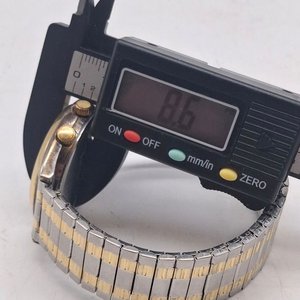 Reloj Armitron Fase Lunar Dos Tonos - Elegancia Clásica - imagen 12