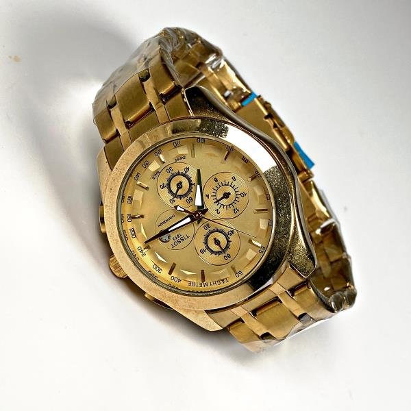 Reloj Tissot Caballero Dorado Malla Metal Cronógrafo