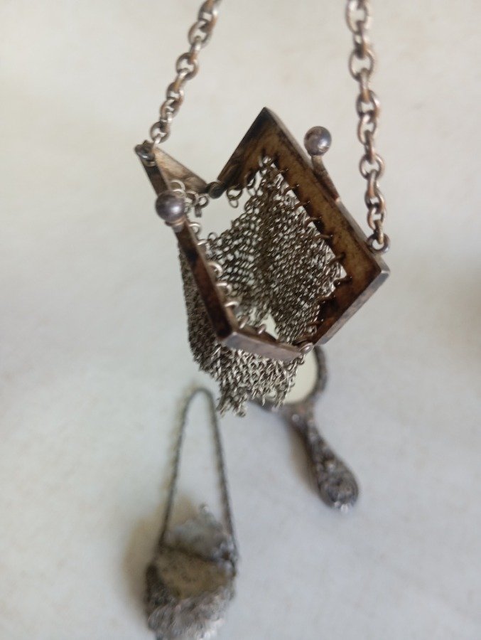 Antiguo espejo de 16 cm con accesorios antiguos - imagen 6