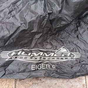 Equipo de Camping: Carpa Hummer Eiger 6 y Conservadora de Espuma - imagen 6