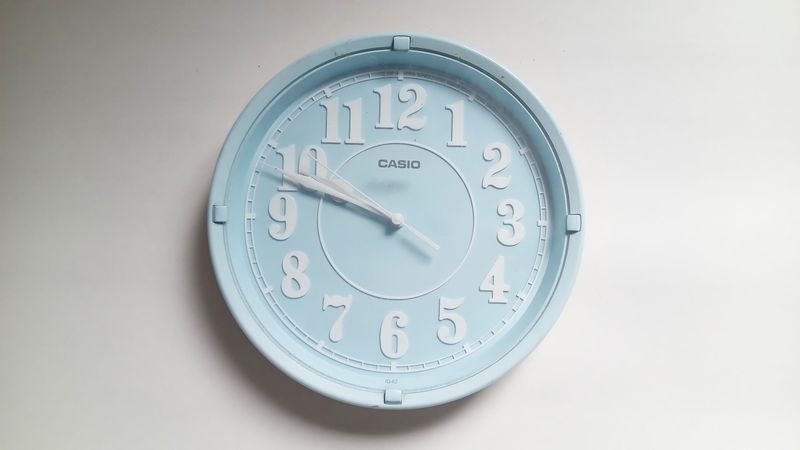 Reloj de pared Casio de alta calidad - imagen 2