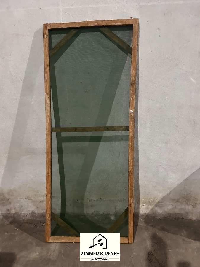 Marco de Madera con Mosquitero para Ventana