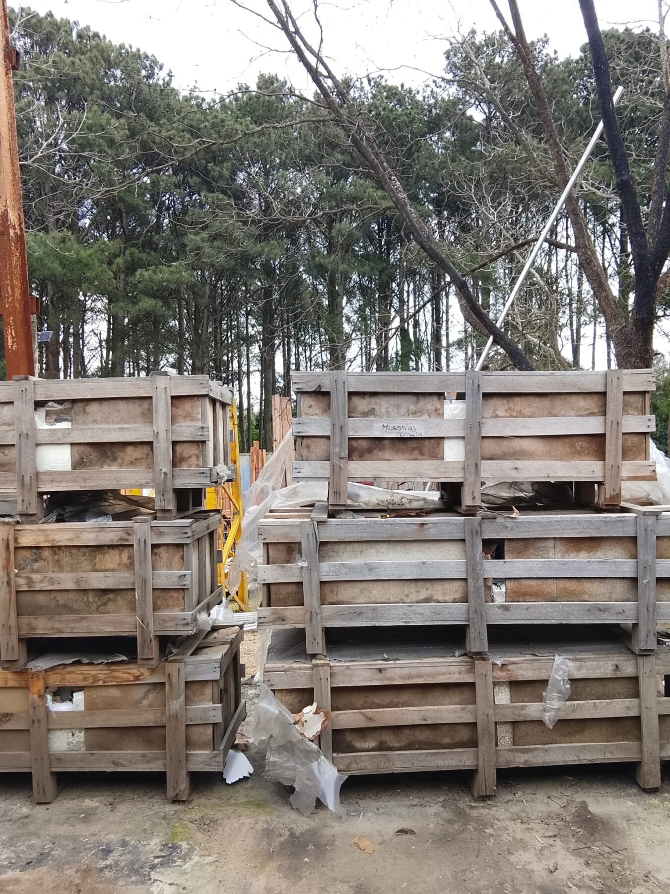 Lote de 6 Cajones con Muestras de Paneles y Exhibidor