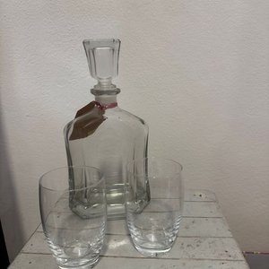 Botella de Whisky de Vidrio con Dos Vasos - imagen 1