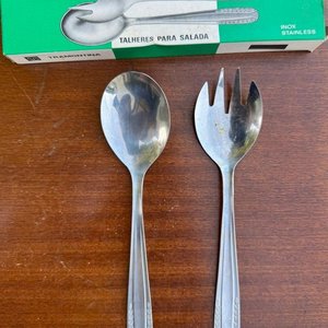 Lote siguiente: 1 juego cubiertos para ensalada origen China (2 piezas)
