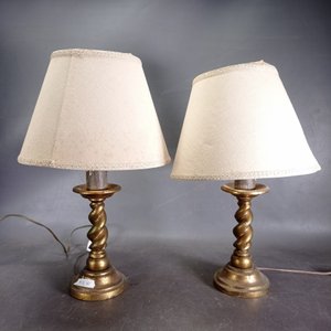 Lote siguiente: Par de Lámparas de Mesa Vintage Madera Dorada a la Hoja