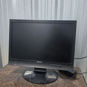 Monitor Soyo 17" LCD Wide Screen - imagen 3