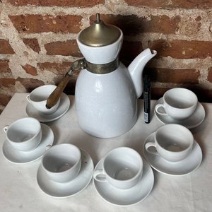 Juego de Café de Loza Blanca con Cafetera y 6 Pocillos - imagen 7