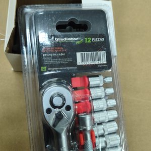 Cargador de Batería para Herramienta Gladiator y Juego de Tubos con Llave de Crique - imagen 2