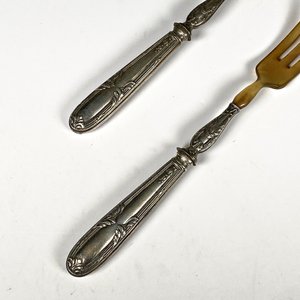 Dos Cubiertos de Servir con Cabos de Metal y Guampa - imagen 2
