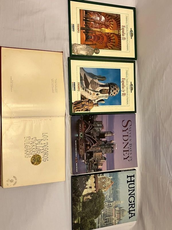 Lote de 6 Libros: Patrimonio Cultural, Geografía y Turismo de España, Bulgaria y Sídney