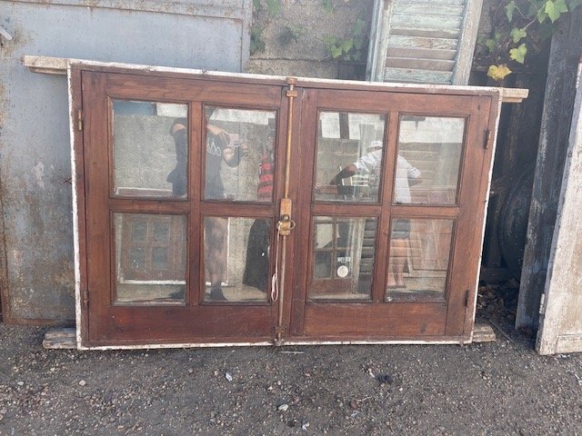 Item 27562 - Image 0