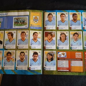Álbum Panini Mundial Sudáfrica 2010 Completo con Set de Actualización - imagen 5