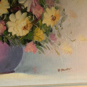 Cuadro Decorativo: Pintura de Flores en Jarrón Lila - imagen 2