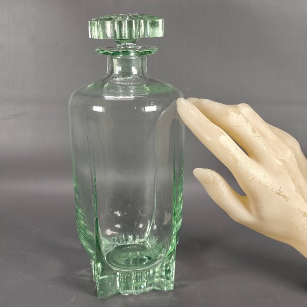 Botellón de Vidrio Verde con Tapa Labrada - imagen 1