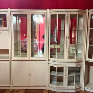 Aparador Modular con Vitrinas de MDF Laminado de Calidad - imagen 2