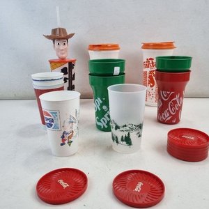 L 372 - Varias Unidades - Surtido de vasos y tapas promocionales de bebidas, ideal para coleccionistas o uso cotidiano (Lote De Varias Unidades) - imagen 4