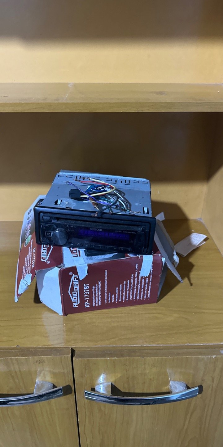 Radio para Auto Kenwood KP-1737BT