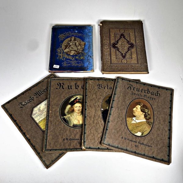 Seis Libros Antiguos con Ilustraciones y Hojas Caladas - imagen 1