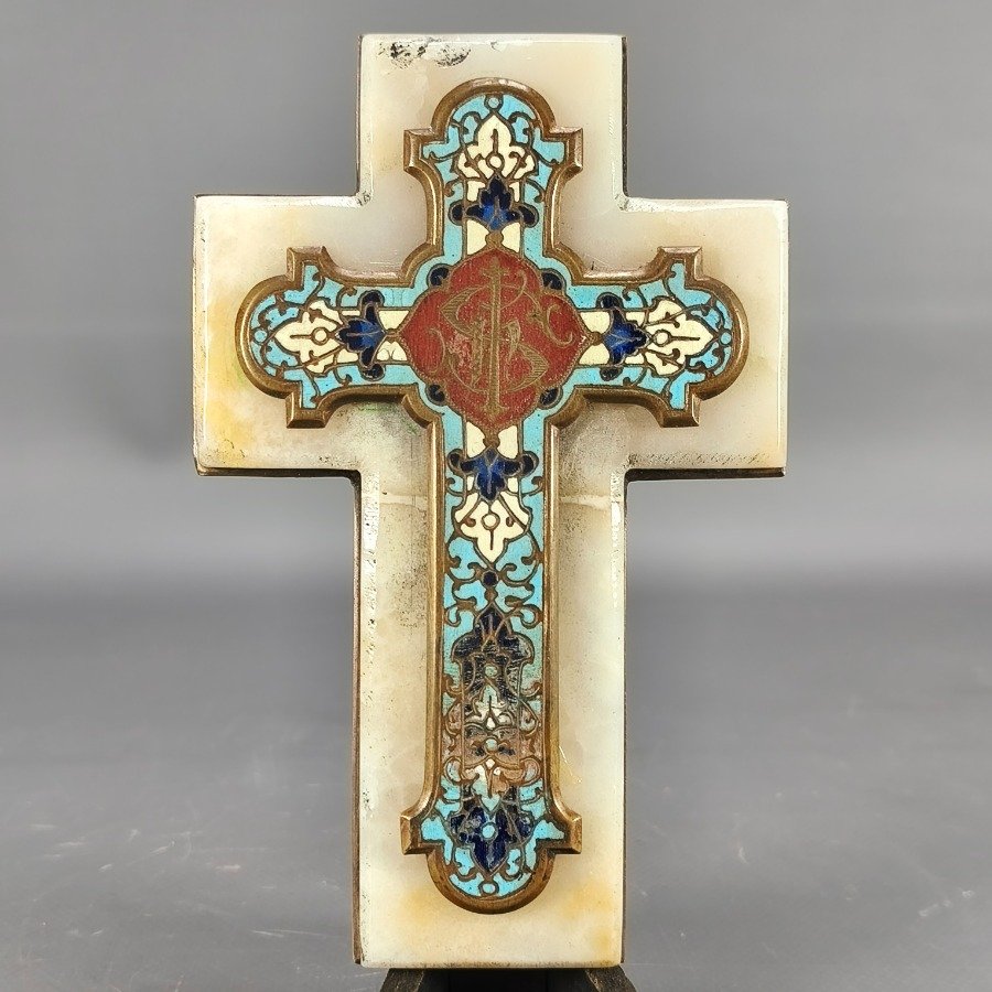 Crucifijo francés en bronce y esmalte sobre placa de mármol - imagen 2