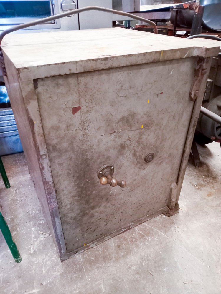 Item 489653 - Image 0