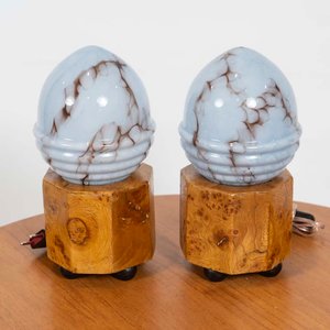 Par de Veladores Art Decó con Opalinas y Base de Raíz de Olmo - imagen 1