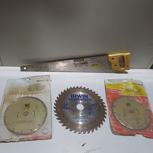 Lote de Herramientas: Sierras, Cizallas, Llave Cruz y Discos de Corte - imagen 6