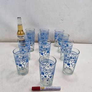Set de 12 Vasos de Vidrio con Diseño Geométrico Azul - imagen 2