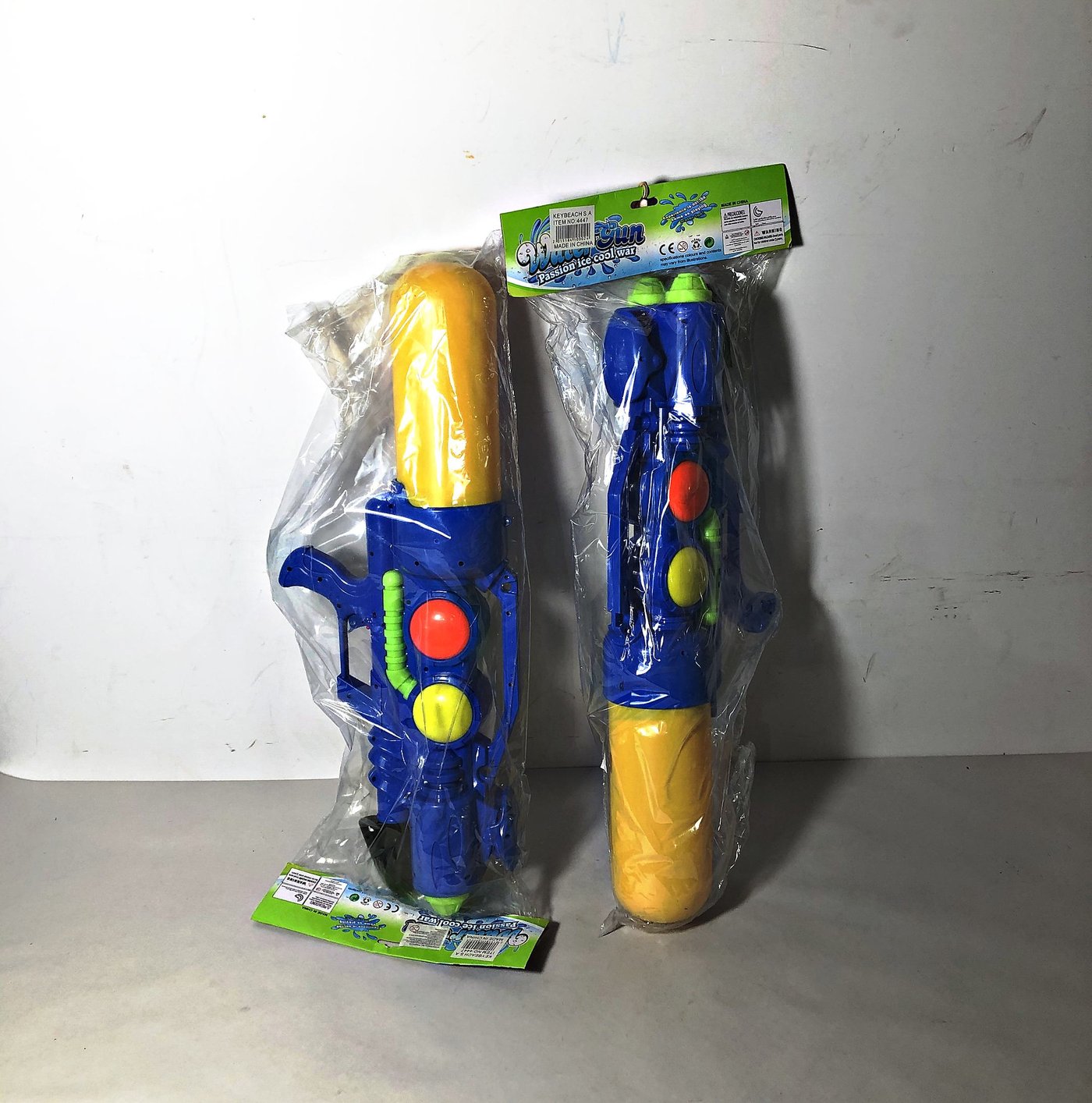 Dos Pistolas de Agua Color Azul para Niños