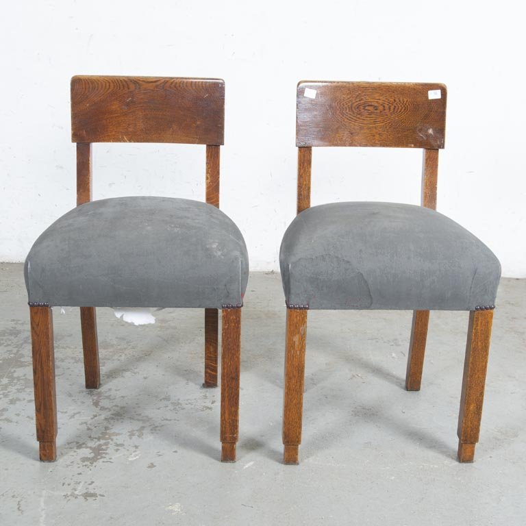 Par de Sillas de Roble Estilo Art Decó Tapizado Gris