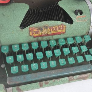 Máquina de Escribir Antigua Tom Thumb para Niño - imagen 5