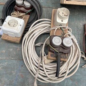 Lote de Alargues y Conectores Eléctricos Antiguos - imagen 2