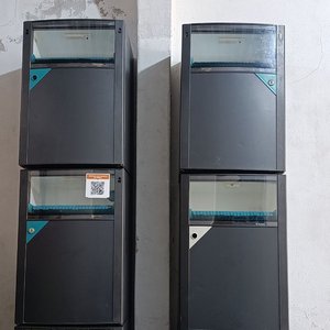 Lote anterior: Dos Frigobares Electrolux de Dos Niveles para Repuestos o Revisión