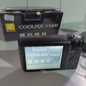Cámara Digital Nikon Coolpix S3400 con Accesorios y Estuche - imagen 3