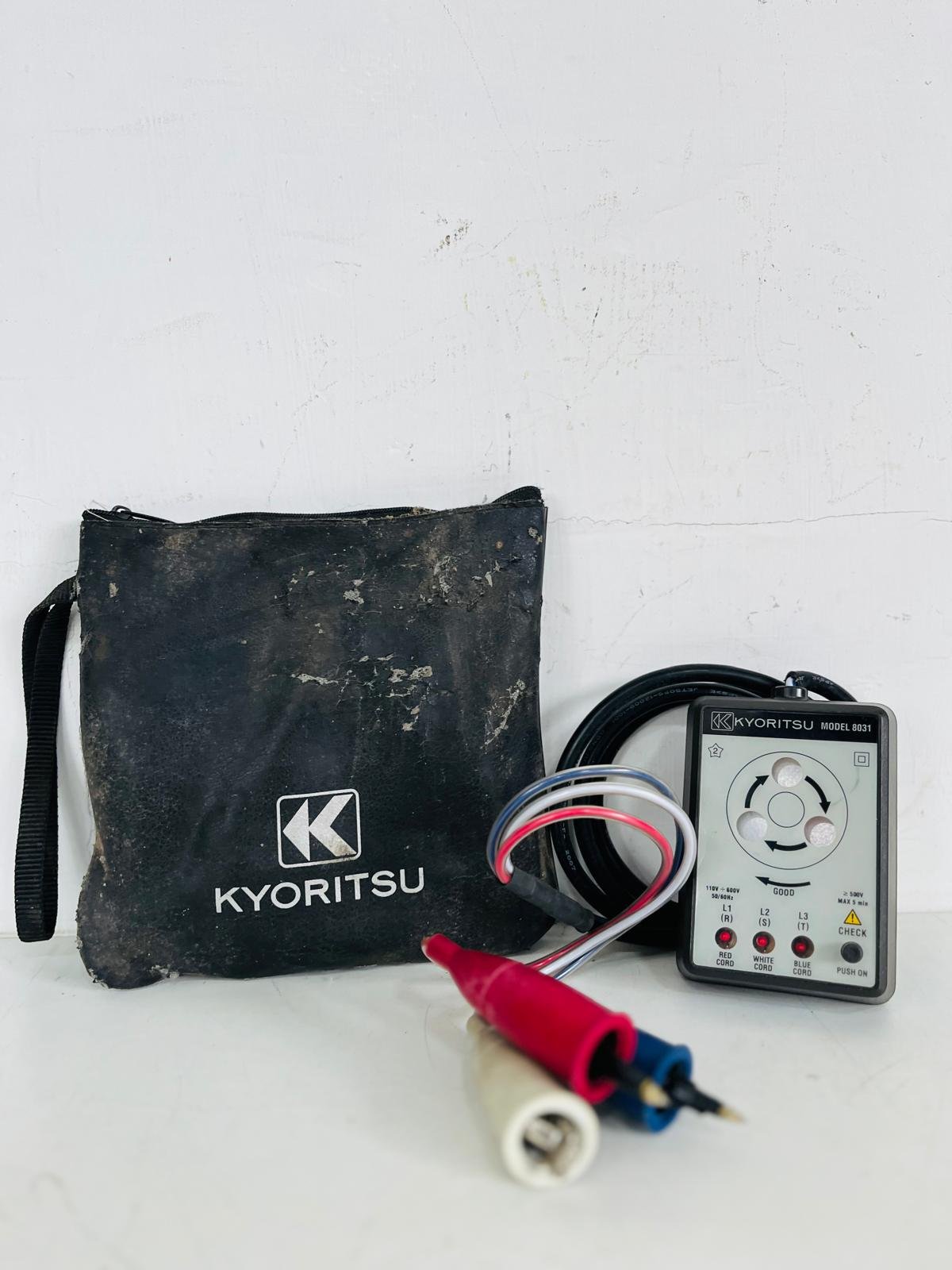 Indicador de Secuencia de Fases Kyoritsu Modelo 8031