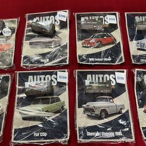 Colección Completa de 8 Autos a Escala "Autos Collection" - imagen 1