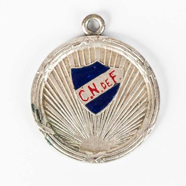Lote siguiente: Medalla de Nacional de bronce y esmalte - Copa Europeo-Sudamericana Tokyo 1988